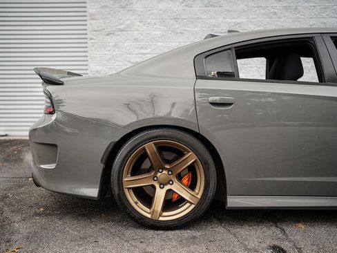 Used 2017 Dodge Charger R/T Scat Pack w/ Beats Audio Group image 15