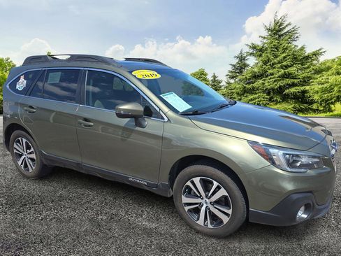 Used 2019 Subaru Outback 2.5i Limited image 1