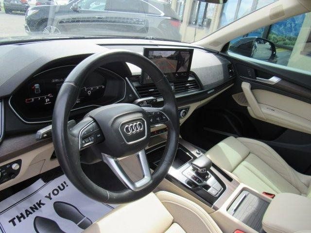 Used 2021 Audi Q5 Prestige w/ Prestige Package AWD/4WD image 19