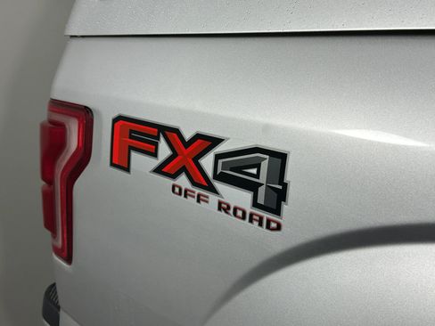 Used 2016 Ford F150 Lariat image 32