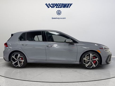New 2026 Volkswagen GTI SE FWD image 4