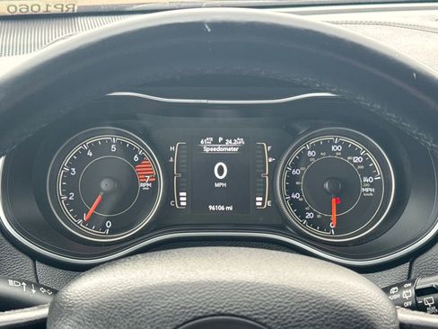 Used 2019 Jeep Cherokee Latitude Plus image 15