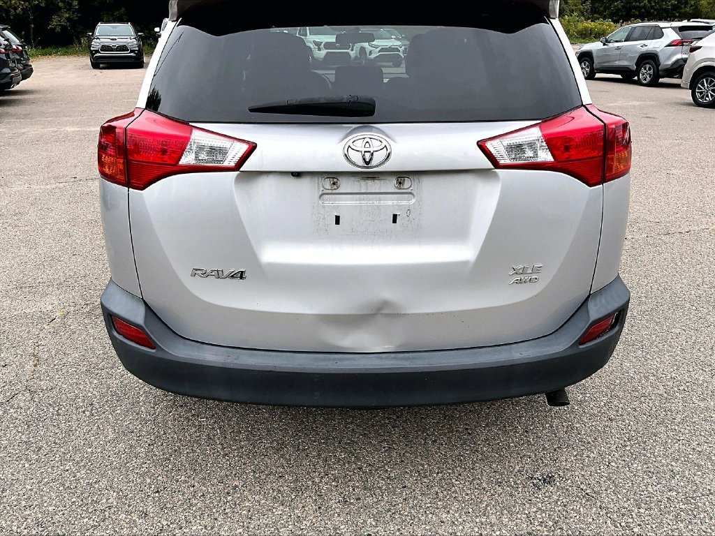 Used 2014 Toyota RAV4 XLE AWD/4WD image 10