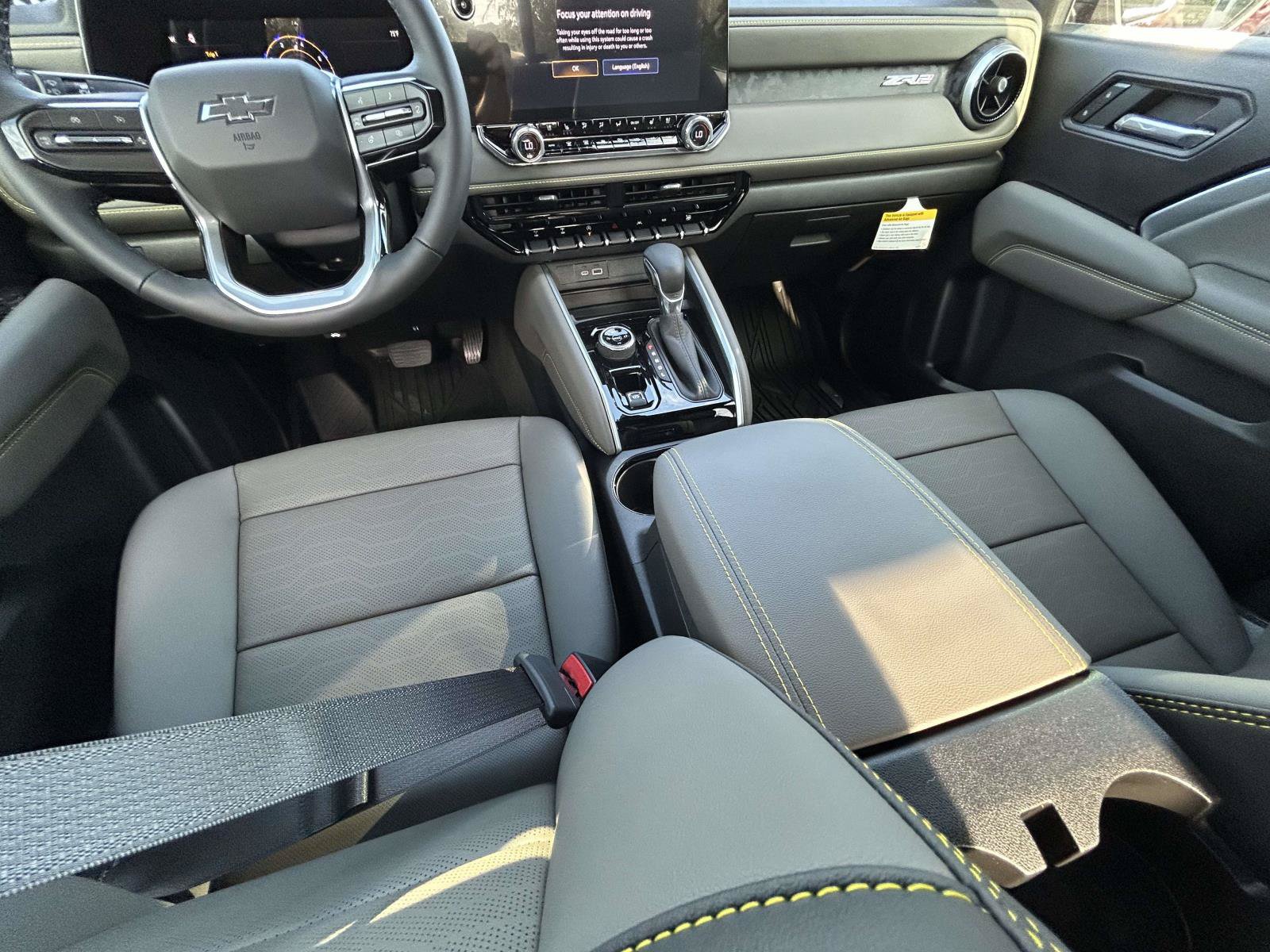 New 2026 Chevrolet Colorado ZR2 w/ Technology Package AWD/4WD image 16