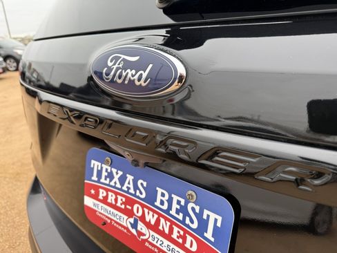 Used 2016 Ford Explorer Sport w/ Equipment Group 401A image 6