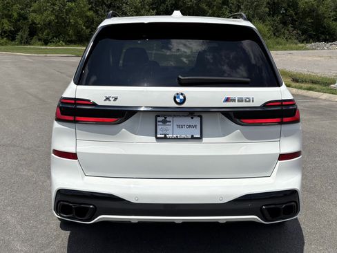 Used 2025 BMW X7 M60i w/ Climate Comfort Package AWD/4WD image 6