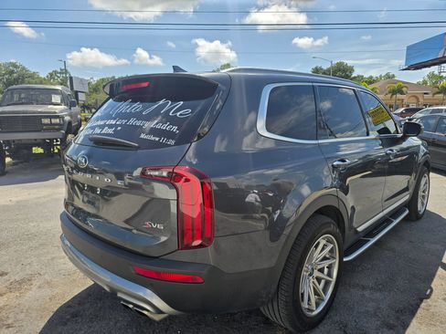 Used 2020 Kia Telluride S w/ S 8 Passenger Seating Package FWD image 4