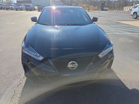 Used 2021 Nissan Maxima SR w/ Sport Mat Group image 2