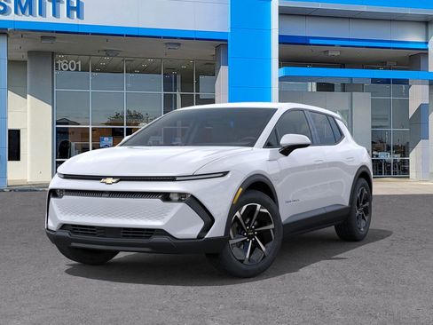 New 2026 Chevrolet Equinox EV LT image 6