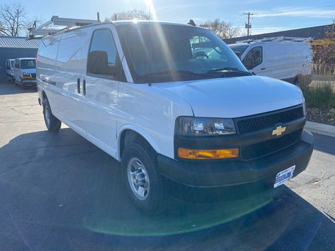 Used 2023 Chevrolet Express 2500 Extended w/ Driver Convenience Package image 3