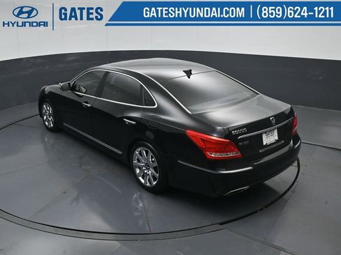 Used 2012 Hyundai Equus Signature RWD image 48