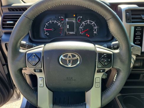 Used 2022 Toyota 4Runner SR5 image 17