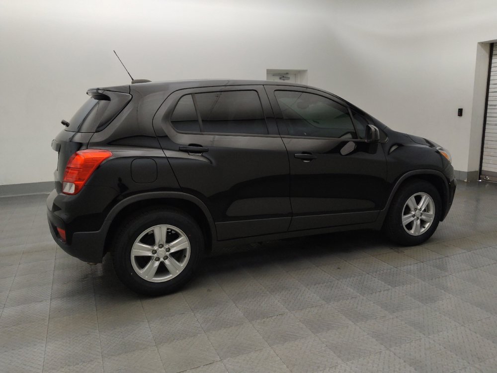 Used 2020 Chevrolet Trax LS w/ Tint and Cruise Package FWD image 10
