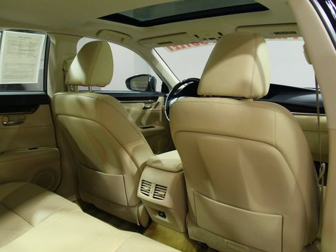 Used 2014 Lexus ES 350 w/ Premium Package FWD image 22