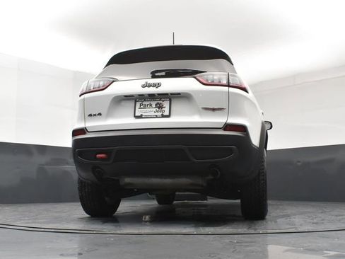 Used 2022 Jeep Cherokee Trailhawk w/ Sound & Nav Group AWD/4WD image 23
