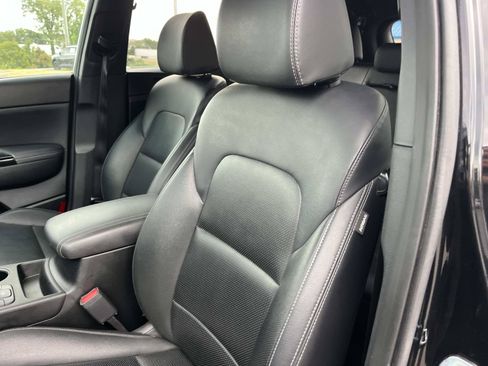 Used 2021 Kia Sportage S w/ S AWD Premium Package image 29
