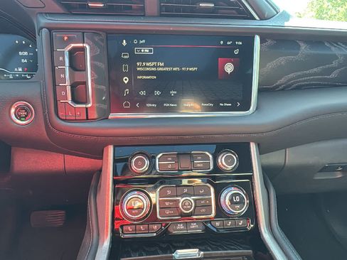 Certified 2023 GMC Yukon XL Denali AWD/4WD image 16