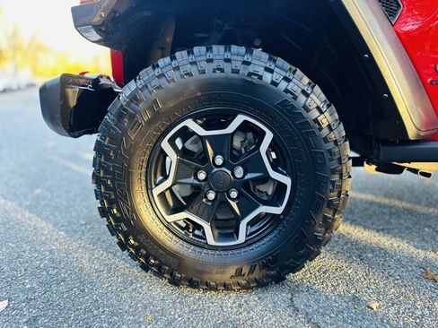 Used 2021 Jeep Gladiator Rubicon image 24