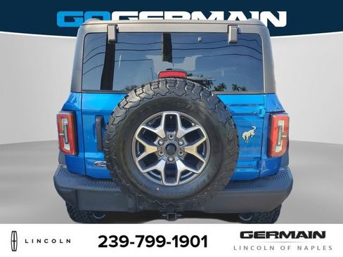 Used 2023 Ford Bronco Badlands image 8