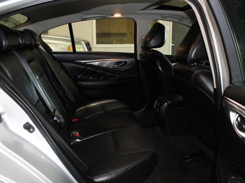 Used 2015 INFINITI Q50 Premium w/ Navigation Package RWD image 27