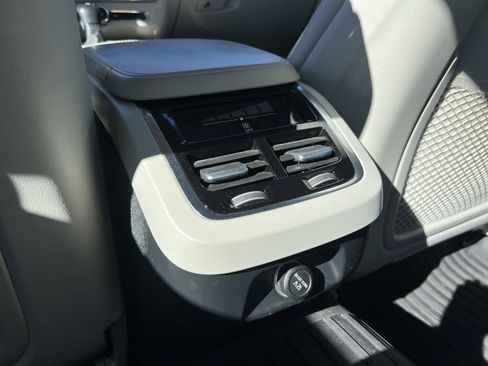 Used 2017 Volvo S90 T5 Inscription w/ Vision Package image 40