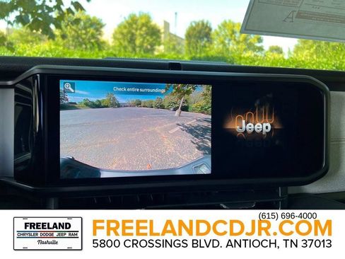 New 2025 Jeep Gladiator Sport AWD/4WD image 24