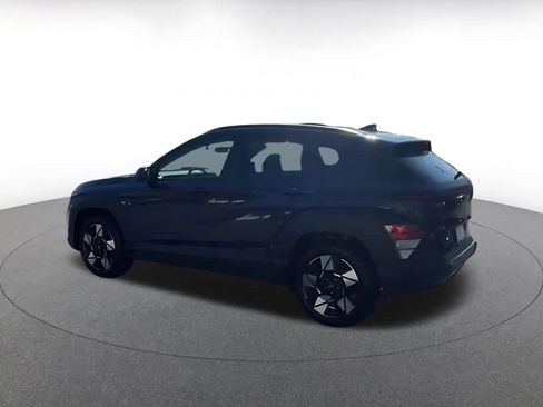 Used 2025 Hyundai Kona SEL image 21