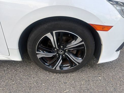 Used 2016 Honda Civic Touring image 14