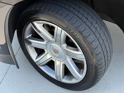 Used 2015 Cadillac Escalade Luxury AWD/4WD image 11