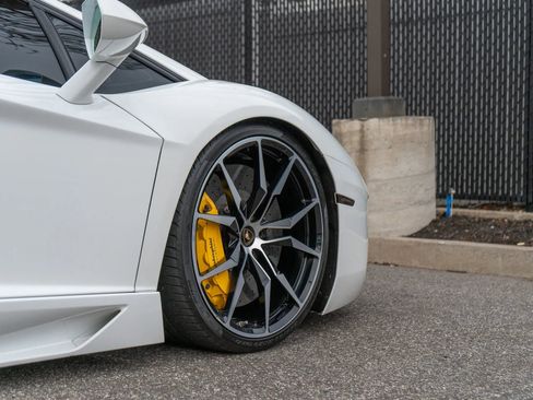 Used 2017 Lamborghini Aventador LP 700-4 image 18