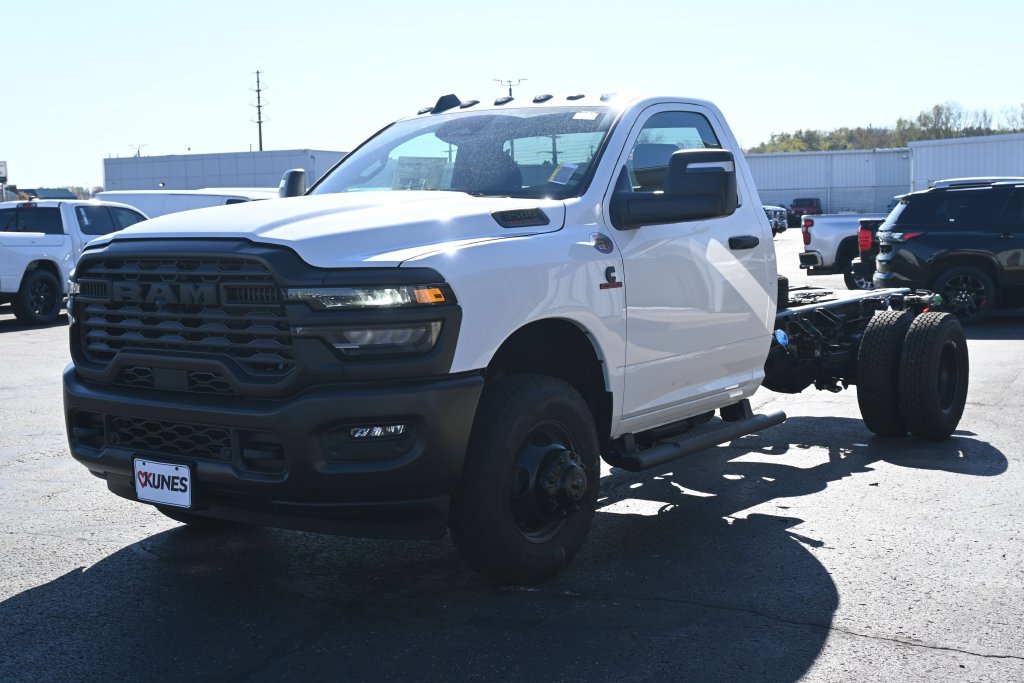 New 2027 RAM 3500 Tradesman AWD/4WD image 8
