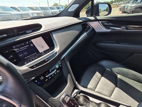 Used 2021 Cadillac XT5 Premium Luxury FWD image 28