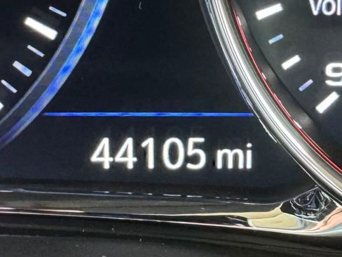 Used 2023 GMC Acadia Denali w/ Denali Technology Package image 30