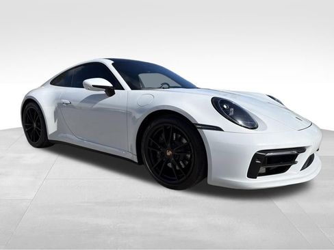 Used 2022 Porsche 911 Carrera image 28