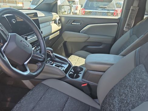 Used 2024 Chevrolet Colorado ZR2 image 14