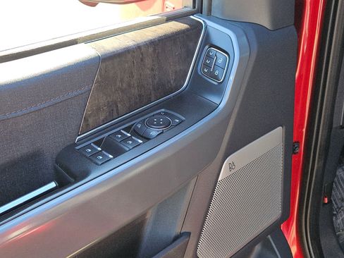 Used 2022 Ford F150 Lightning Lariat w/ Equipment Group 511A High image 12