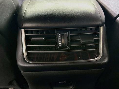 Used 2020 Lexus LS 500 w/ Interior Upgrade Package RWD image 32