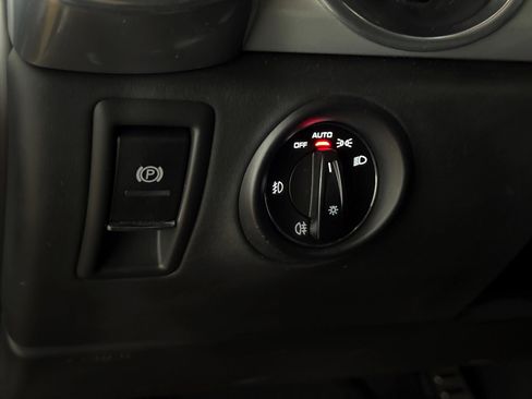 Used 2013 Porsche Cayenne GTS image 28