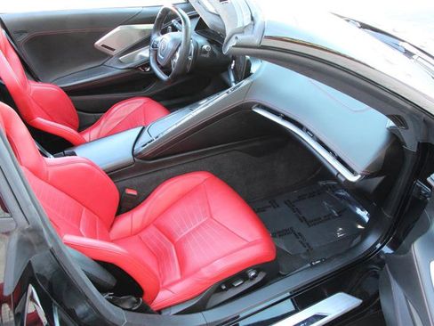 Used 2023 Chevrolet Corvette Stingray Premium Conv w/ Z51 Performance Package image 21