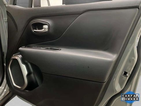 Used 2022 Jeep Renegade Latitude image 73