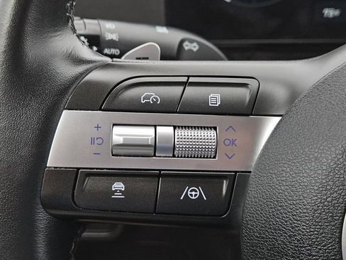 Used 2024 Hyundai Kona SEL w/ Convenience Package image 18