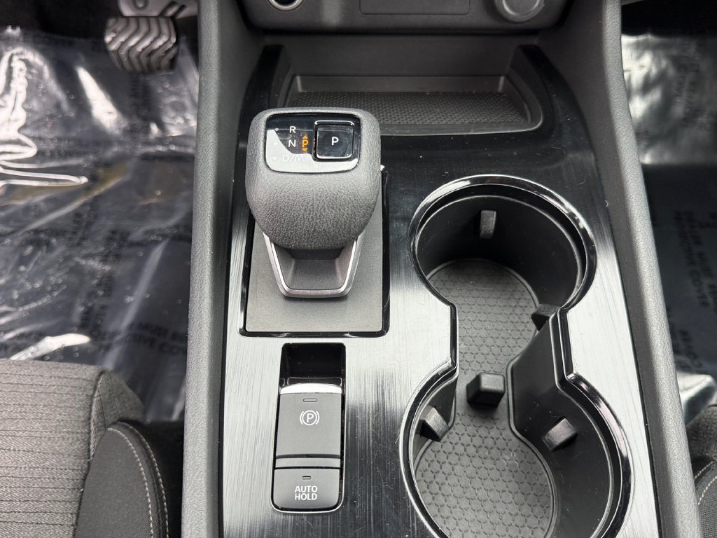 Used 2023 Nissan Rogue SV AWD/4WD image 18