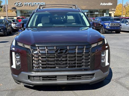 Used 2024 Hyundai Palisade Limited image 2