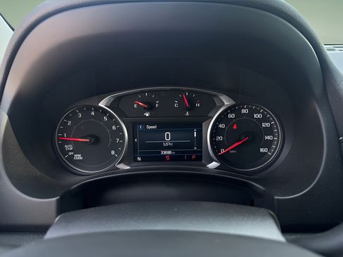 Used 2024 GMC Terrain SLE w/ Elevation Edition FWD image 21