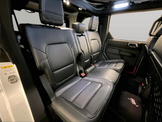 Used 2025 Ford Bronco Badlands AWD/4WD image 26