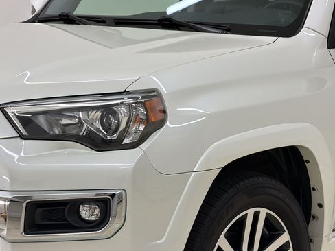 Used 2022 Toyota 4Runner Limited AWD/4WD image 11