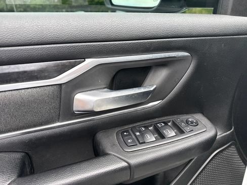 Used 2019 RAM 1500 Big Horn AWD/4WD image 12