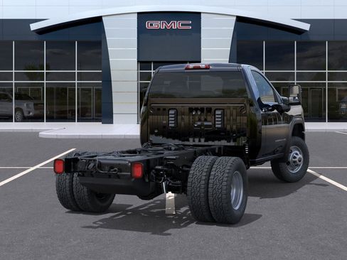 New 2025 GMC Sierra 3500 Pro w/ Convenience Package image 15