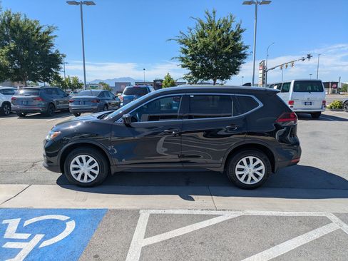 Used 2020 Nissan Rogue S AWD/4WD image 9