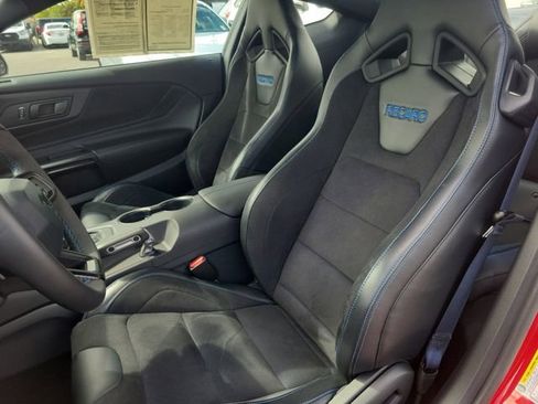 Used 2025 Ford Mustang Dark Horse image 25